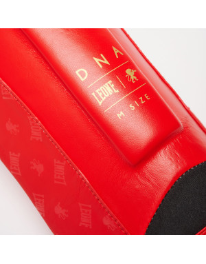 Espinilleras Leone 1947 DNA GEL Rojas | Protección Muay Thai y MMA