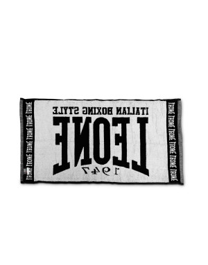 Leone 1947 Black Towel | Sports Towel for Boxing, MMA and the Gym